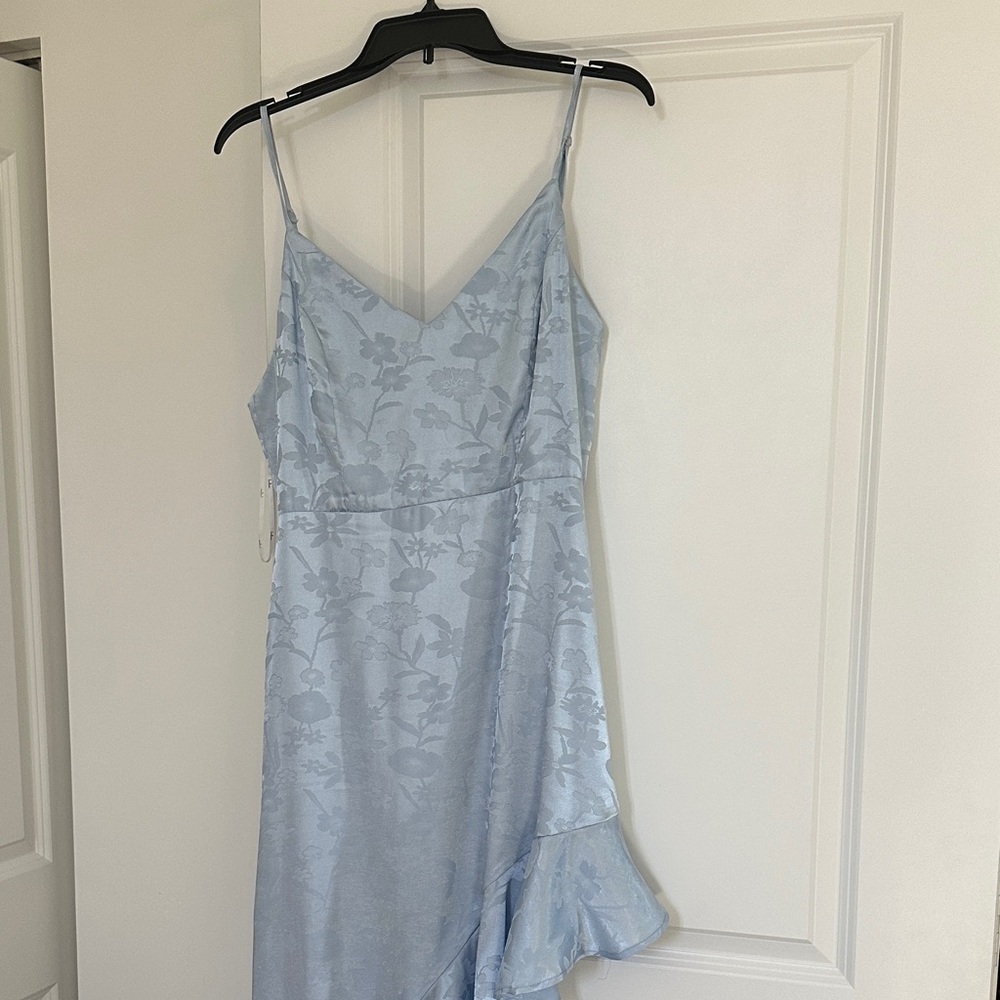 Lulus  Light Blue Floral Midi Dress